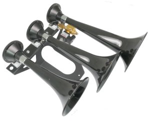 Ford F-250 Onboard Air System - Spare Tire Location - Kleinn Air Horns - Model 230 Triple Train Horns - `17-`22